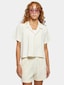 white_3975